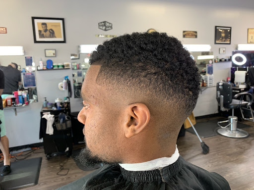 Barber Shop «TAPERZ BARBER SHOP», reviews and photos, 11477 Woodland Springs Dr, Fort Worth, TX 76244, USA