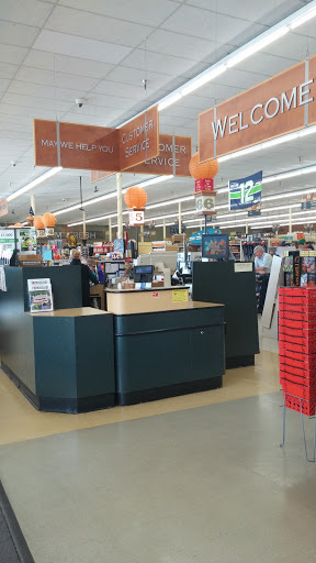 Shopping Mall «Bridle Trails Shopping Center», reviews and photos, 6501-6625 132nd Ave NE, Kirkland, WA 98033, USA