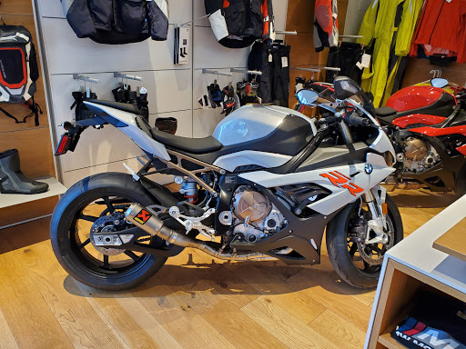 BMW Motorcycle Dealer «Max BMW Motorcycles», reviews and photos, 465 Federal Rd, Brookfield, CT 06804, USA
