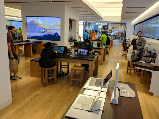 Electronics Store «Microsoft», reviews and photos, 10250 California Route 2 #1045, Los Angeles, CA 90067, USA