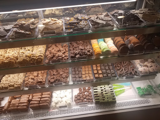 Chocolate Shop «Apple Tree Chocolate», reviews and photos, 754 Asp Ave, Norman, OK 73069, USA