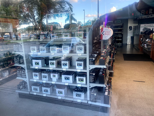 Car Battery Store «Batteries Plus Bulbs», reviews and photos, 1759 NE 163rd St, North Miami Beach, FL 33162, USA