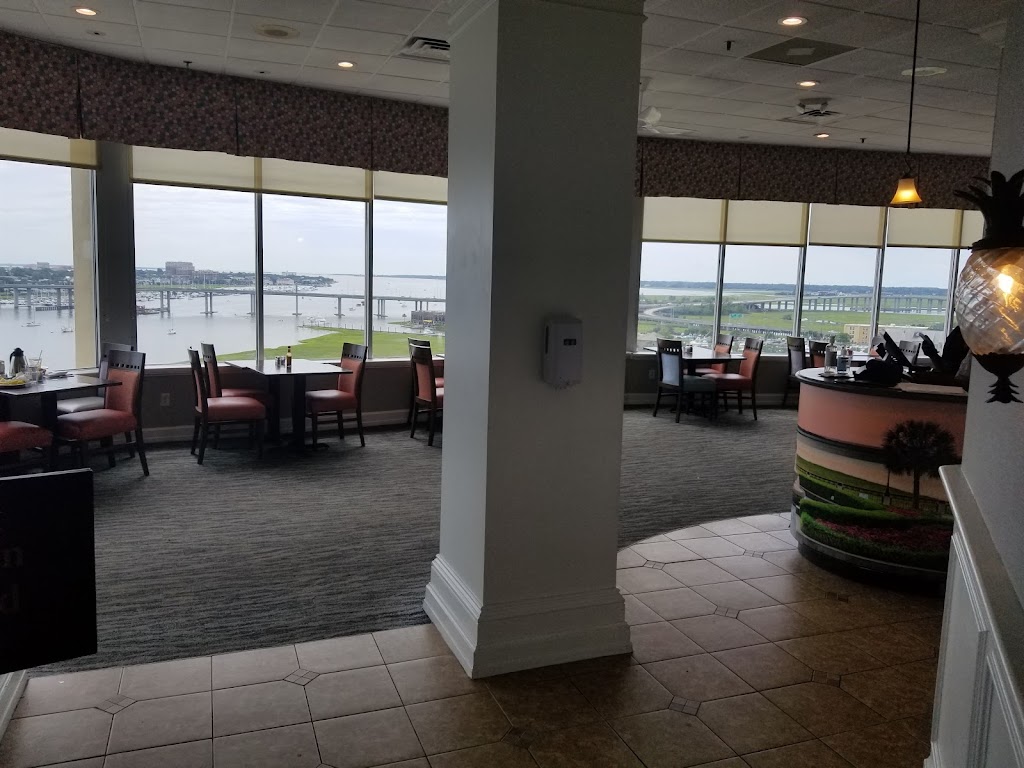 Harborview Restaurant & Lounge 29407