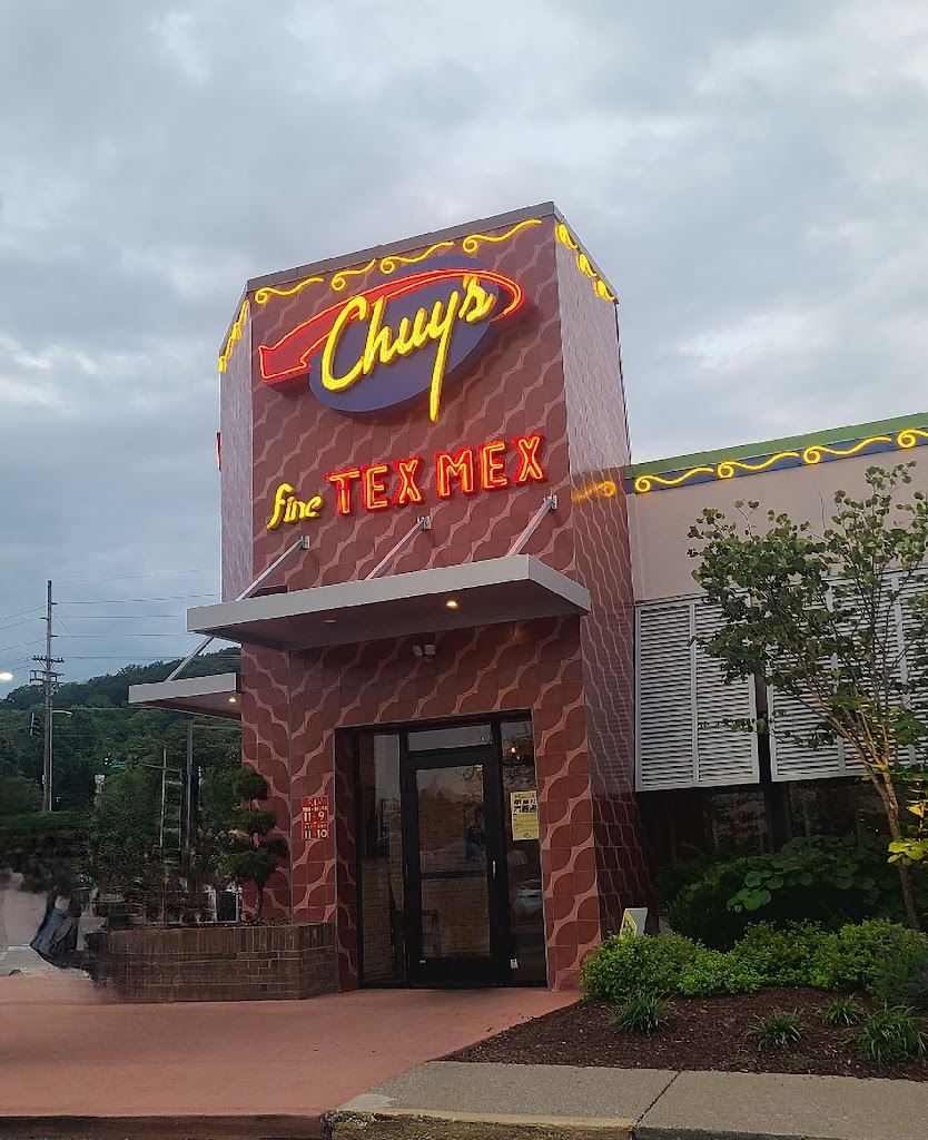 Chuy's 37027