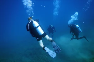 Tech-Explorers Dive Center image