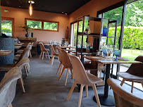 Atmosphère du Restaurant Domaine L'Efferves'Sens - Restaurant à Chavanod, à 5min d'Annecy - n°7