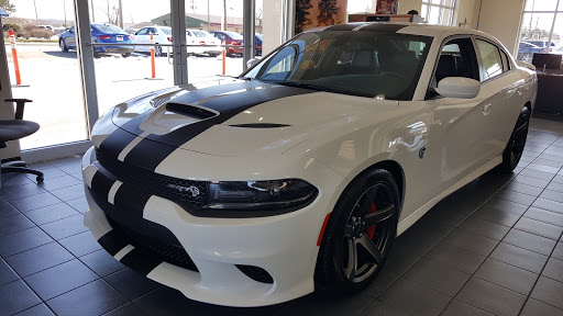 Car Dealer «Falls Chrysler Jeep Dodge», reviews and photos, 4100 State Rd, Cuyahoga Falls, OH 44223, USA