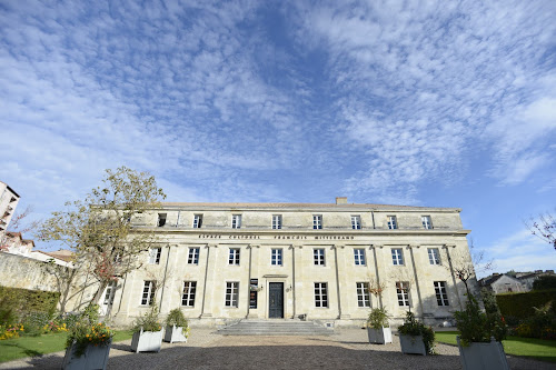 Centre culturel Espace Culturel François Mitterrand Périgueux