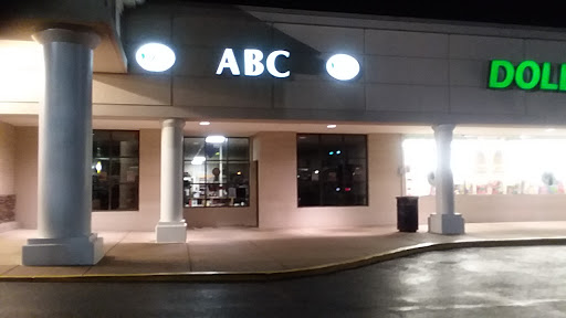 Shopping Mall «Warrenton Village Center», reviews and photos, 251 Lee Hwy, Warrenton, VA 20186, USA