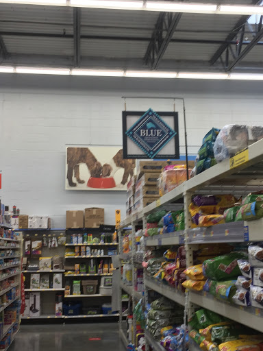 Department Store «Walmart Supercenter», reviews and photos, 915 N Chancery St, McMinnville, TN 37110, USA