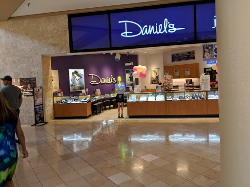 Shopping Mall «Superstition Springs Center», reviews and photos, 6555 E Southern Ave, Mesa, AZ 85206, USA