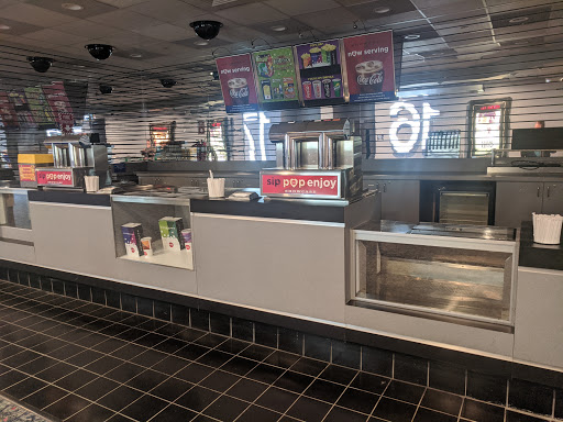 Movie Theater «Showcase Cinemas Worcester North», reviews and photos, 135 Brooks St, Worcester, MA 01606, USA