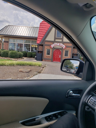 Fast Food Restaurant «Chick-fil-A», reviews and photos, 105 E Trinity Pl, Decatur, GA 30030, USA