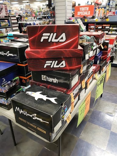 Sporting Goods Store «Big 5 Sporting Goods», reviews and photos, 10027 W Remington Ave #100, Littleton, CO 80127, USA