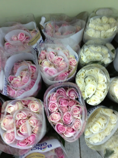 Wholesale Florist «800RoseBig Wholesale Wedding Florist Orange County», reviews and photos, 3849 Birch St, Newport Beach, CA 92660, USA