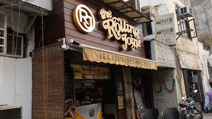 The Rolling Joint - M-61/1, Middle Cir, behind Odeon Cinema, Block M, Connaught Place, New Delhi, Delhi 110001, India