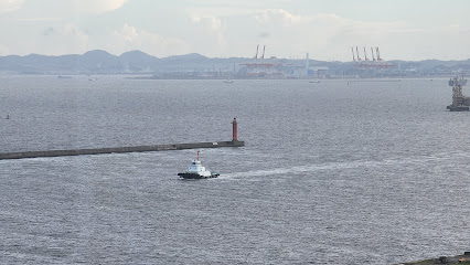 川崎マリエン(川崎市港湾振興会館)