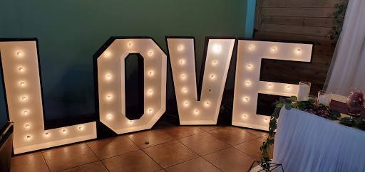 Florist «Temptations Flower Shop», reviews and photos, 2429 N Arkansas, Wichita, KS 67204, USA