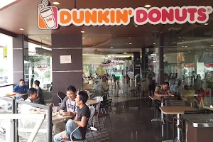 DUNKIN' Plaza Arion image