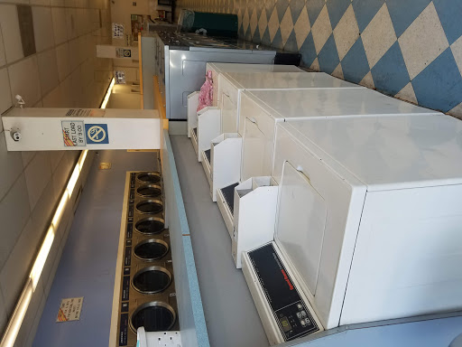 Laundromat «Launderland», reviews and photos, 2630 California St, Mountain View, CA 94040, USA