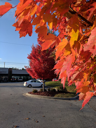 Cell Phone Store «Verizon», reviews and photos, 1602 4 Seasons Blvd, Hendersonville, NC 28792, USA