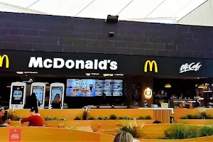 McDonald's - Évora Plaza image