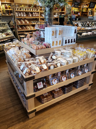 Grocery Store «Woodlands Market», reviews and photos, 1550 Tiburon Blvd, Tiburon, CA 94920, USA