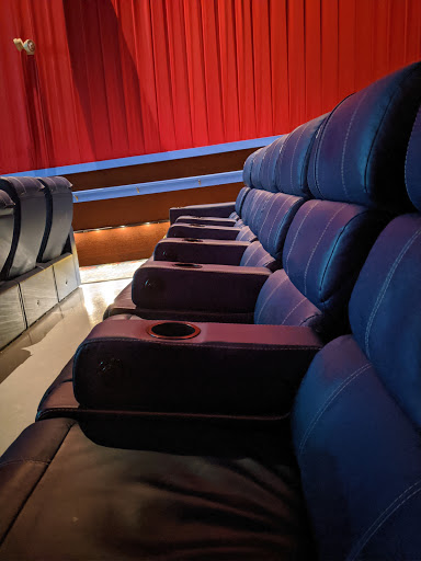 Movie Theater «Bangor Mall Cinemas 10», reviews and photos, 557 Stillwater Ave, Bangor, ME 04401, USA