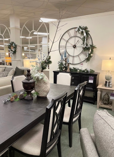 Furniture Store «Raymour & Flanigan Furniture and Mattress Store», reviews and photos, 1314 US-22, Phillipsburg, NJ 08865, USA