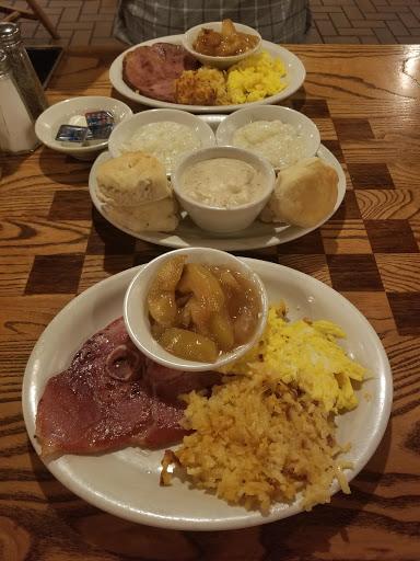 American Restaurant «Cracker Barrel Old Country Store», reviews and photos, 2115 S Church St, Murfreesboro, TN 37130, USA