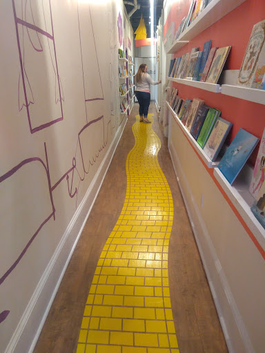 Book Store «The Story Shop», reviews and photos, 124 N Broad St, Monroe, GA 30655, USA