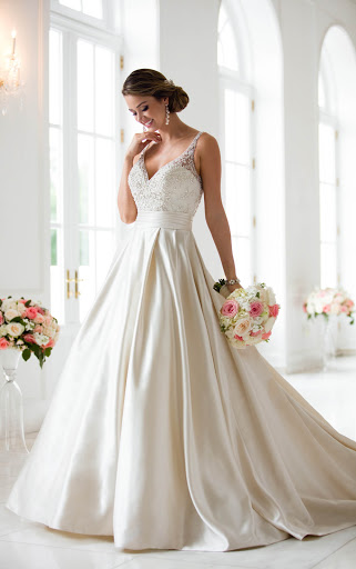 Bridal Shop «The Wedding Factor», reviews and photos, 125 South St, Philadelphia, PA 19147, USA