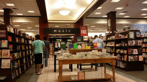 Book Store «Barnes & Noble», reviews and photos, 591 S University Dr, Plantation, FL 33324, USA