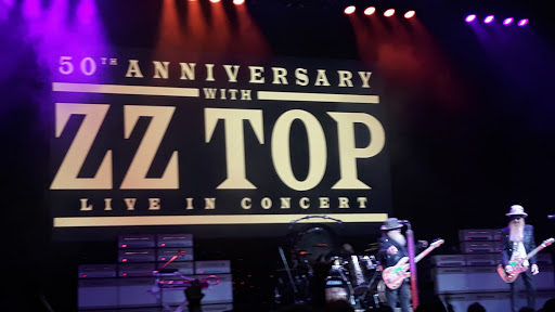 Movie Theater «Regal Cinemas Starlight 14 - Charlotte», reviews and photos, 11240 N Tryon St, Charlotte, NC 28262, USA