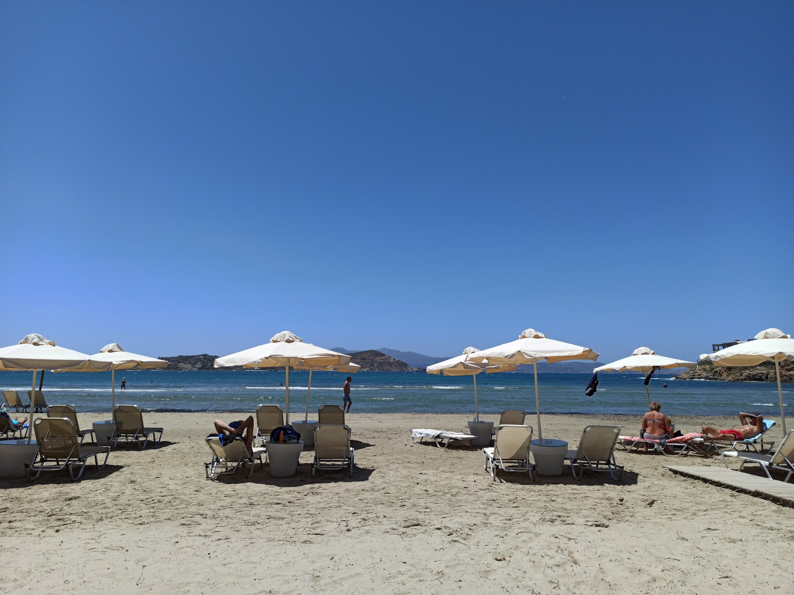 Agios Georgios Plajı'in fotoğrafı - Çocuklu aile gezginleri için önerilir