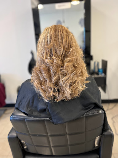 Hair Salon «Viva Salon & Spa», reviews and photos, 3651 Dawson Forest Rd E, Dawsonville, GA 30534, USA