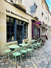 Atmosphère du Restaurant Les Biscuits de Madame Georges à Versailles - n°2