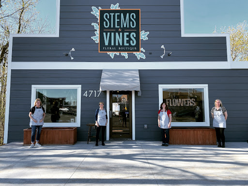 Florist «Stems and Vines of Prior Lake», reviews and photos, 4717 Pleasant St SE, Prior Lake, MN 55372, USA