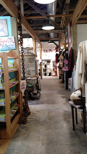 Shopping Mall «West End Garage, Cape May», reviews and photos, 484 W Perry St, Cape May, NJ 08204, USA