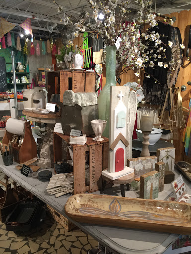 Florist «C J Lilly & Company», reviews and photos, 128 W Mulberry St, Collierville, TN 38017, USA