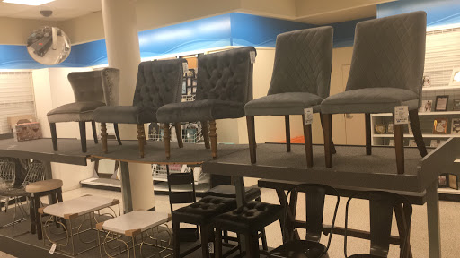 Clothing Store «Ross Dress for Less», reviews and photos, 6298 Seven Corners Center, Falls Church, VA 22044, USA