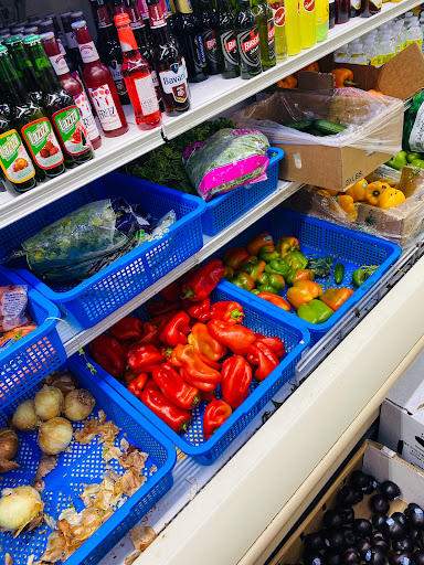 Mediterranean Restaurant «Amana Food Market», reviews and photos, 4815 E Busch Blvd #112, Tampa, FL 33617, USA