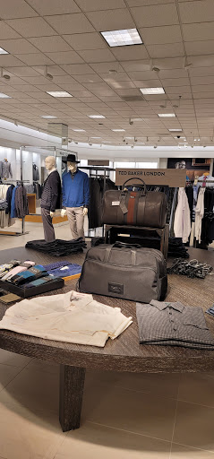 Department Store «Nordstrom Westfarms», reviews and photos, 600 W Farms Mall, Farmington, CT 06032, USA