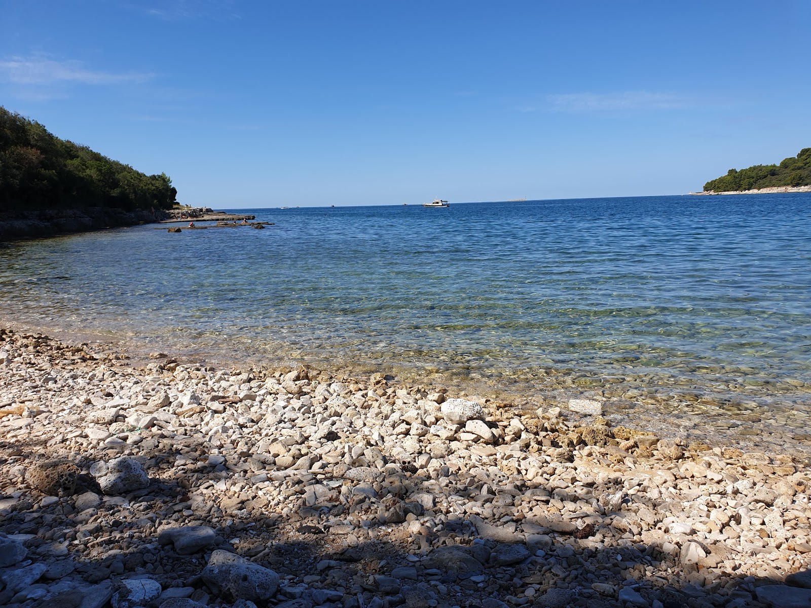 Fotografija Kanalic beach divje območje