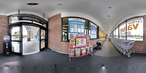 Grocery Store «Food Lion», reviews and photos, 2432 S 17th St, Wilmington, NC 28401, USA