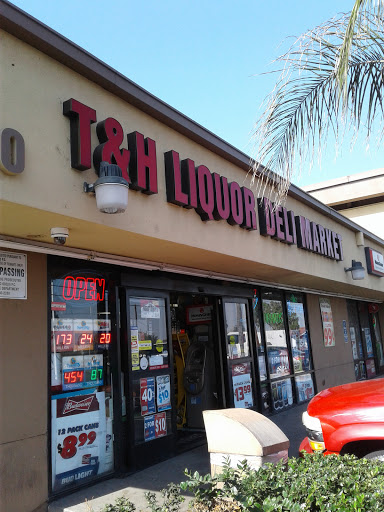 Liquor Store «T & H Liquor-Deli Market», reviews and photos, 1530 W 6th St # 102, Corona, CA 92882, USA