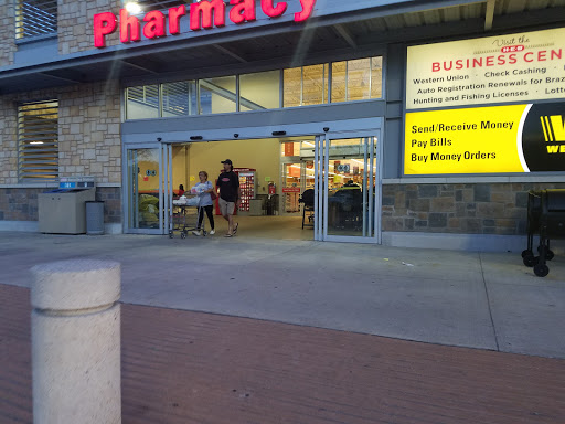 Grocery Store «H-E-B Grocery», reviews and photos, 97 Oyster Creek Dr, Lake Jackson, TX 77566‑4622, USA