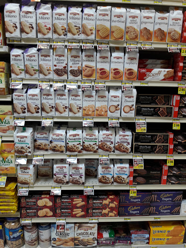 Shopping Mall «Quail Hill Shopping Center», reviews and photos, 6501 - 6875 Quail Hill Pkwy, Irvine, CA 92603, USA