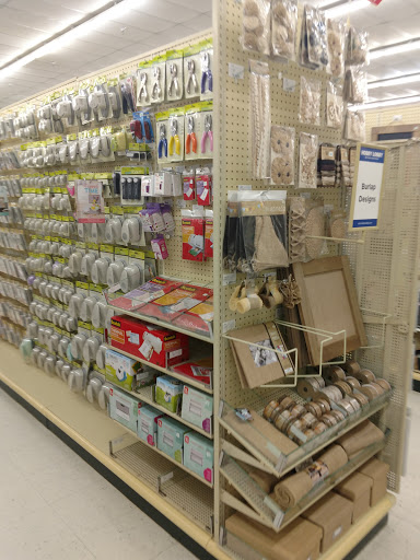 Craft Store «Hobby Lobby», reviews and photos, 4250 28th St SE, Kentwood, MI 49512, USA