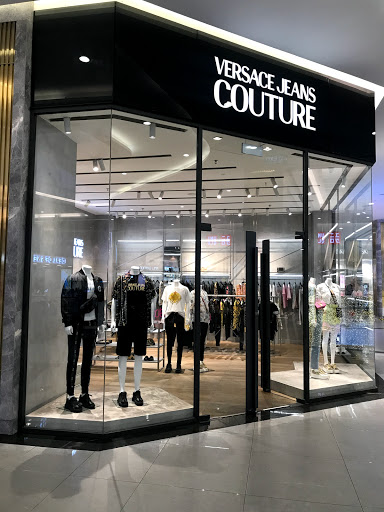 Versace Jeans Couture Landmark 81